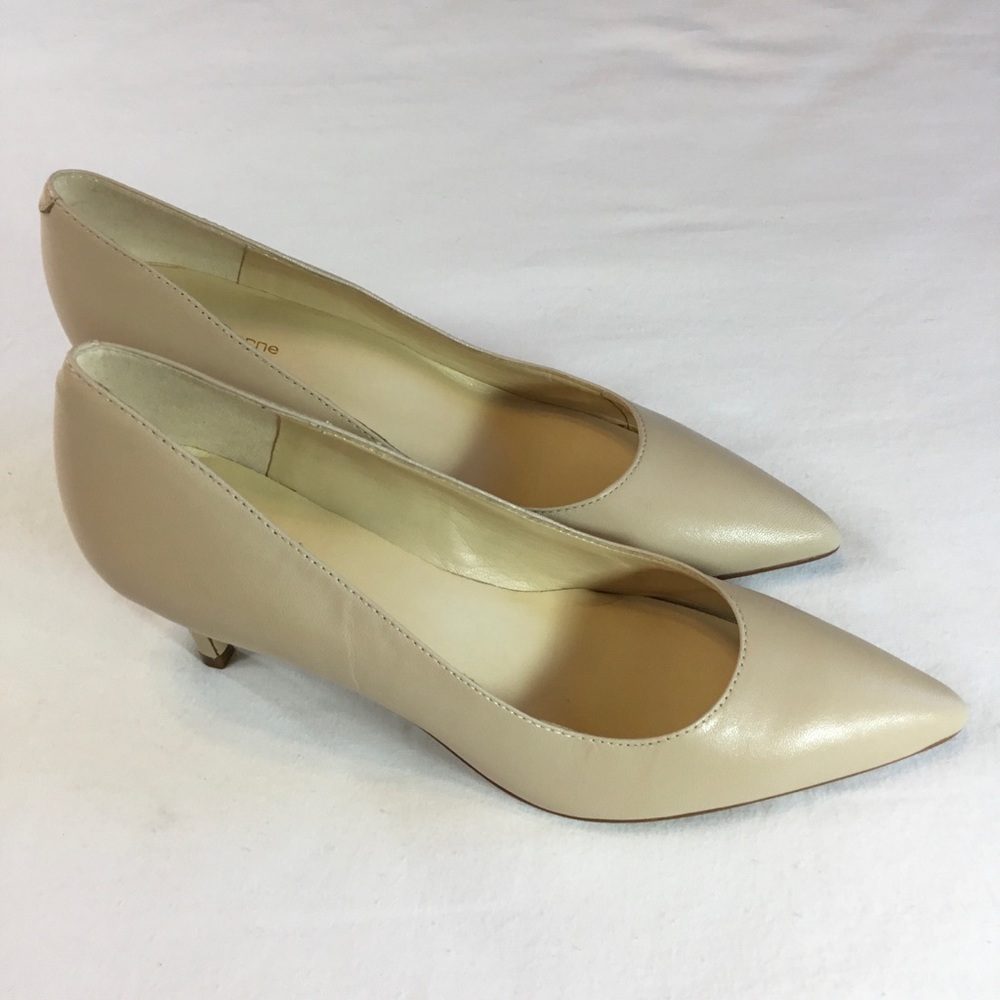 Liz Claiborne 8M Heels, EUC